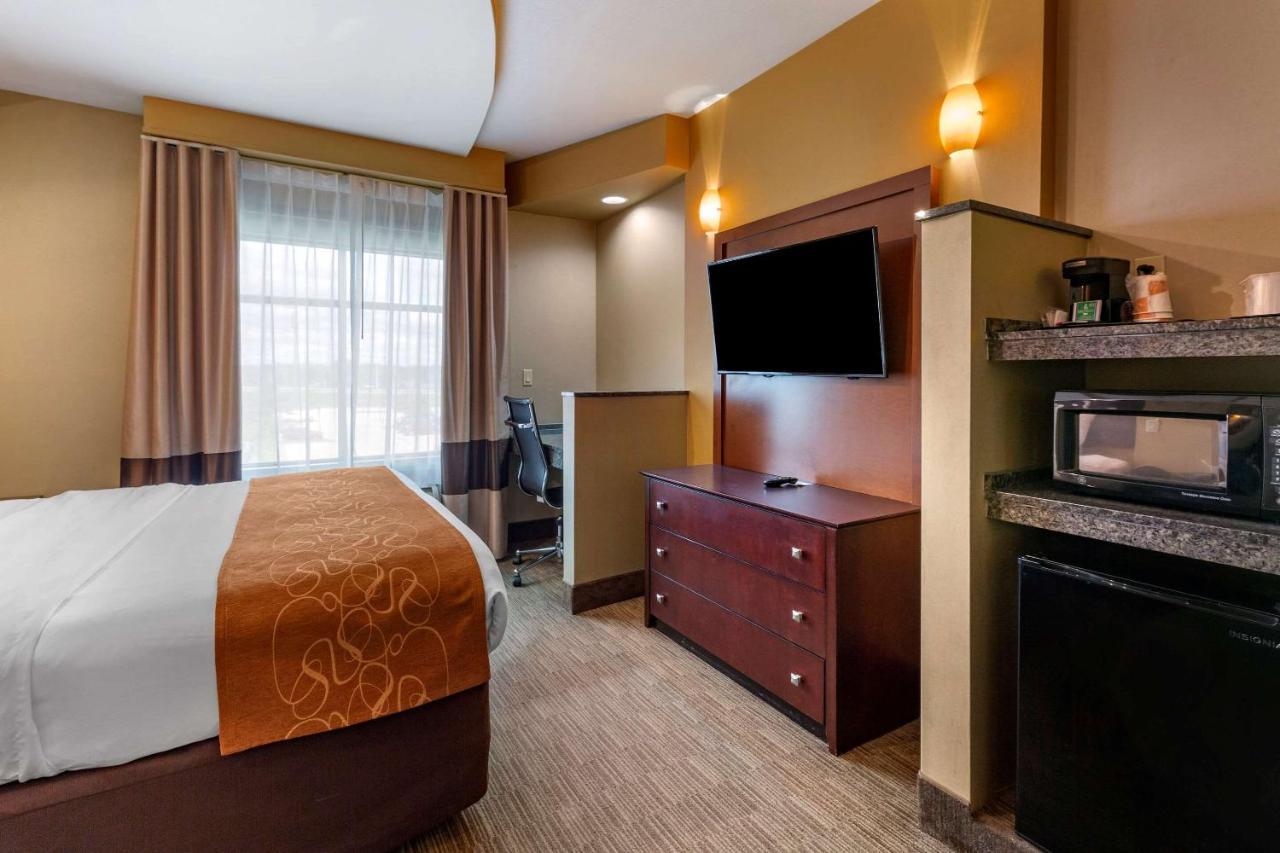 คอมฟอร์ต สวีท เพอริสเบิร์ก - โทเลโด เซาท์ Hotel เพอร์รีส์เบิร์ก ภายนอก รูปภาพ