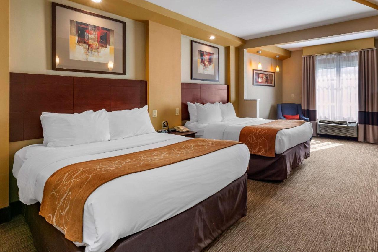 คอมฟอร์ต สวีท เพอริสเบิร์ก - โทเลโด เซาท์ Hotel เพอร์รีส์เบิร์ก ภายนอก รูปภาพ