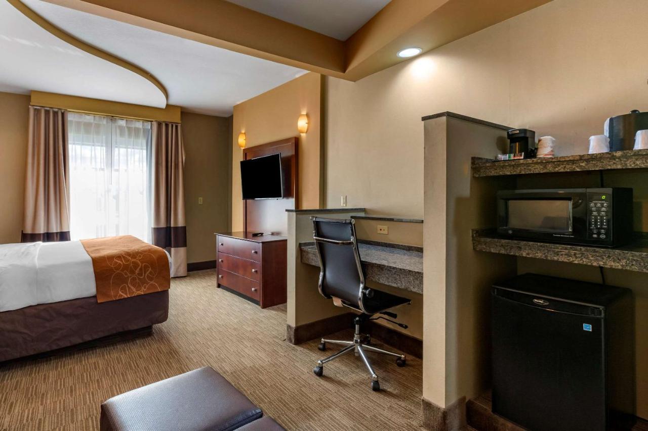 คอมฟอร์ต สวีท เพอริสเบิร์ก - โทเลโด เซาท์ Hotel เพอร์รีส์เบิร์ก ภายนอก รูปภาพ